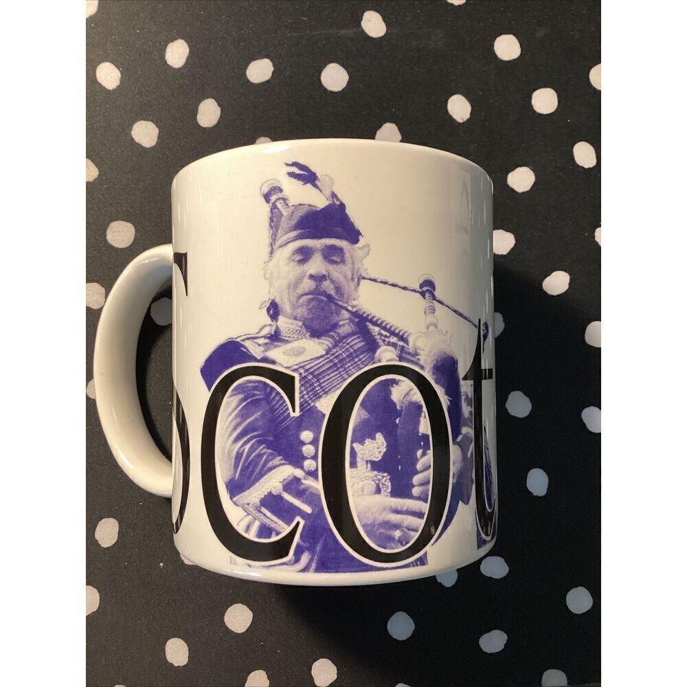Starbucks 2002 Scotland City Mug Collecttor Series Bagpipe 22 Oz Set Of 2